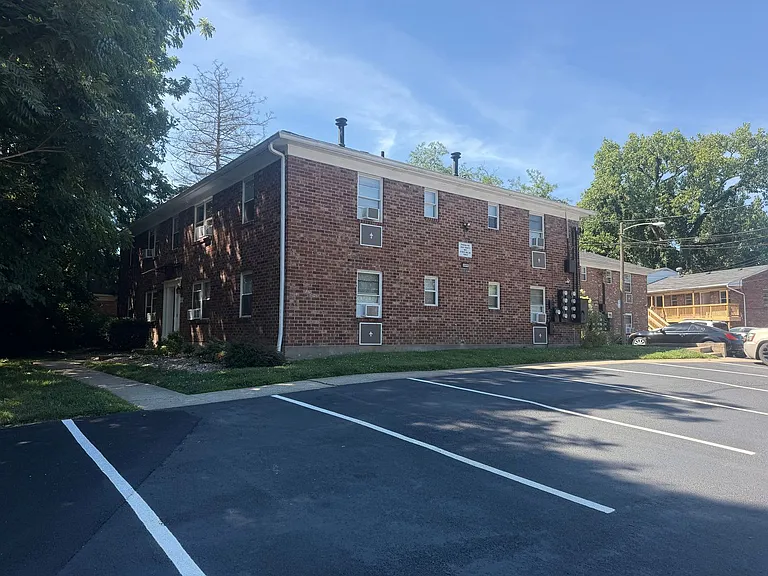 2600 Le Blanc Ct — Photo 20