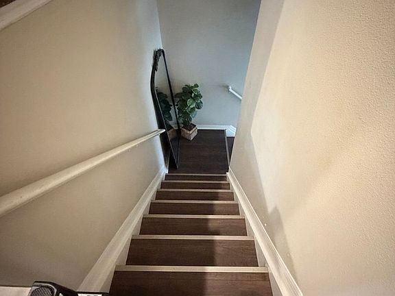 2nd image of 2319 Tanbark Ridge Pl