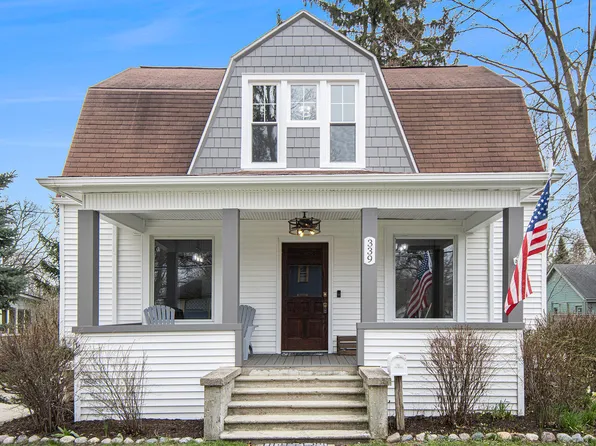 339 Madison St, Chelsea, MI 48118