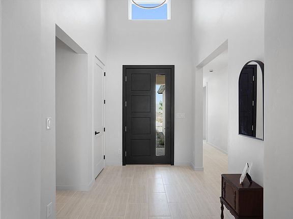 3rd image of 721 10th St NE