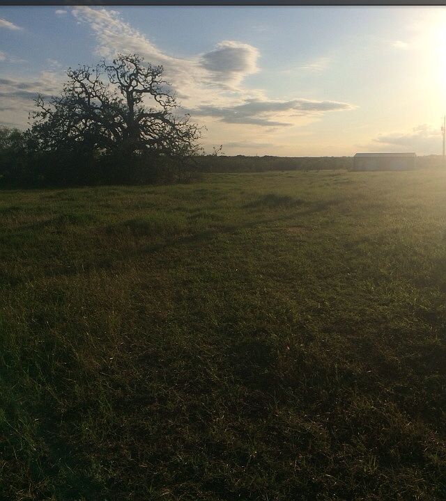 2nd image of FM 539 Off 2772 La Vernia Estate 10.96 Acre