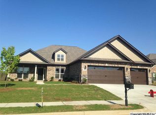 45 Walnut Cove Blvd, Huntsville, AL 35824