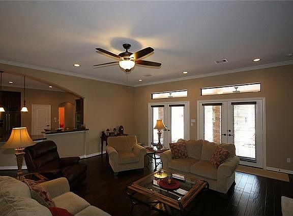 3rd image of 2110 Palmer Oaks Dr