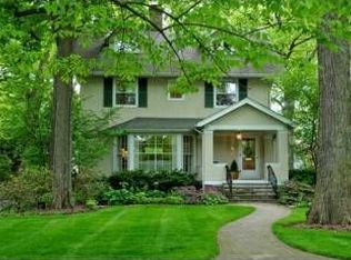 917 Chestnut Ave, Wilmette, IL 60091