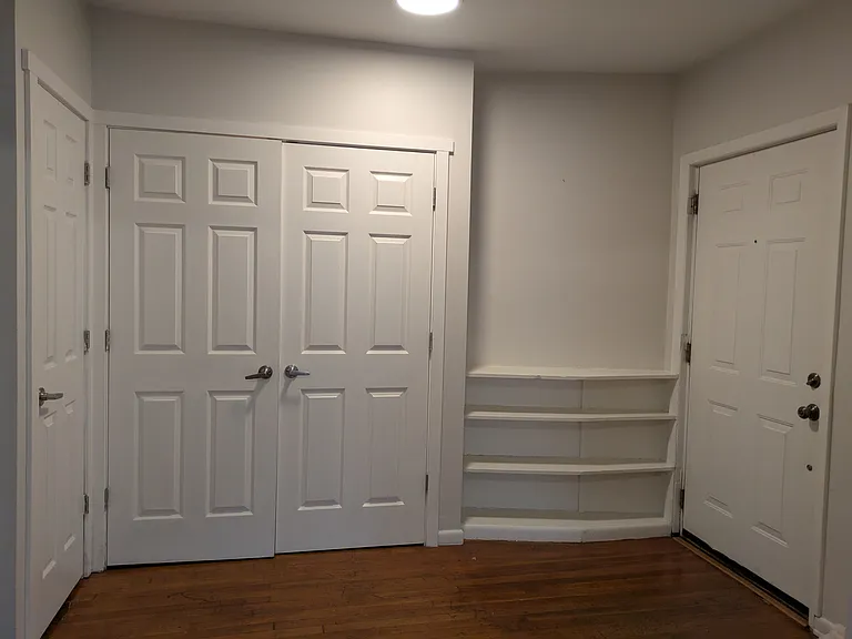 1238 Wealthy St SE #1 — Photo 2