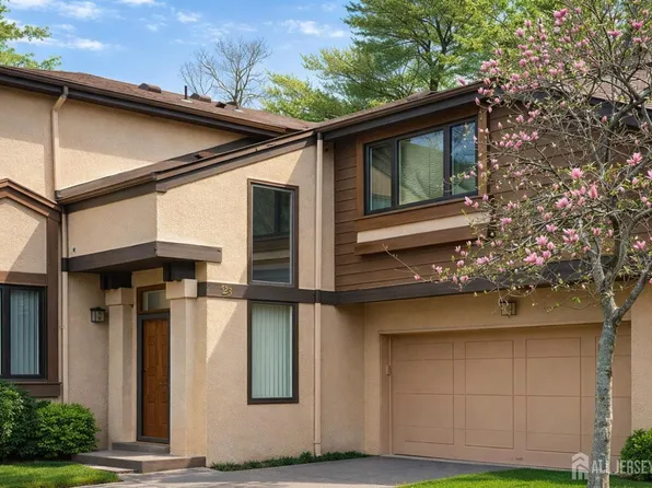 423 Sayre Dr, Princeton, NJ 08540