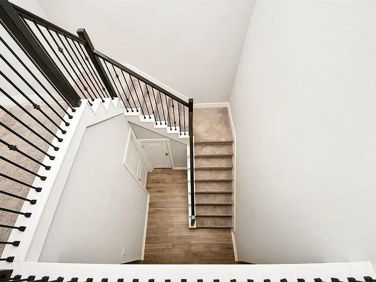 2901 Apple Rose Ln — Photo 23