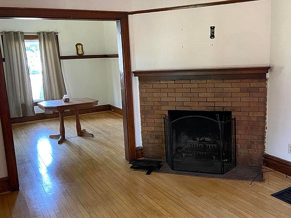 4th image of 314 Sova St