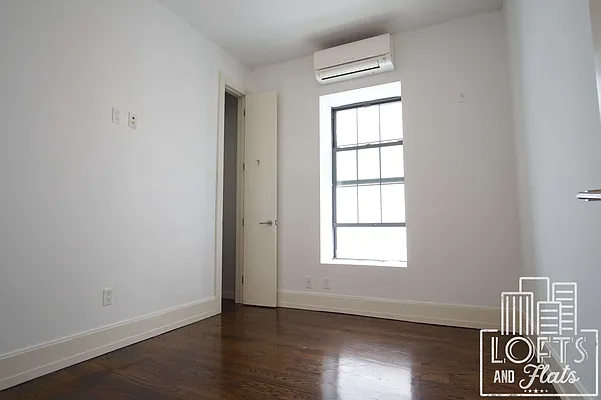 Rented by Lofts and Flats LLC | media 45