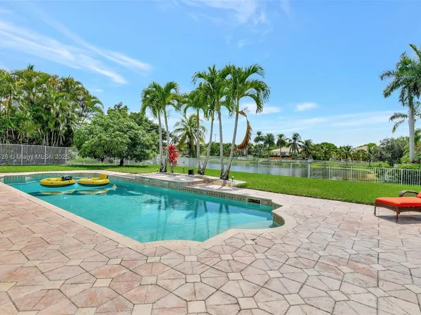 4779 Tropicana Ave, Cooper City, FL 33330