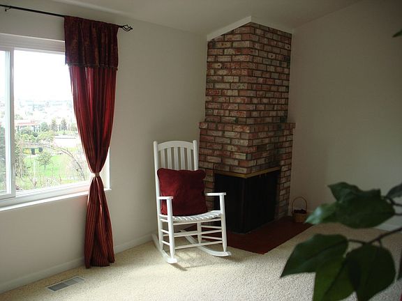 5th image of 33015 Palmetto Dr
