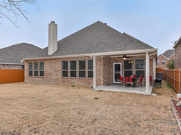 5th image of 4928 Breezewind Ln