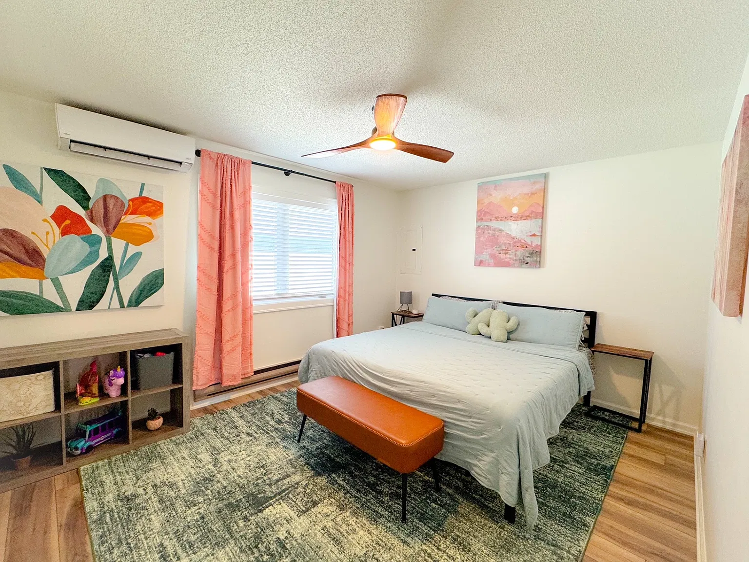 2 bed, 900 sqft, $1,800 — Photo 3