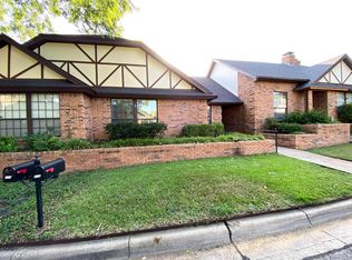 616 Windgate Ct, Arlington, TX 76012