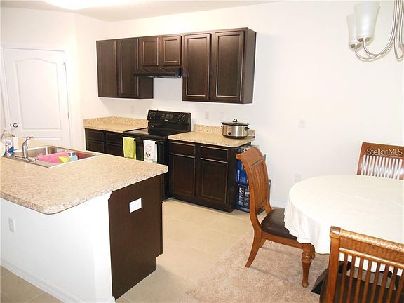 5th image of 260 Nova Dr