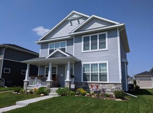 1840 Autumn Lake Pkwy, Madison, WI 53718