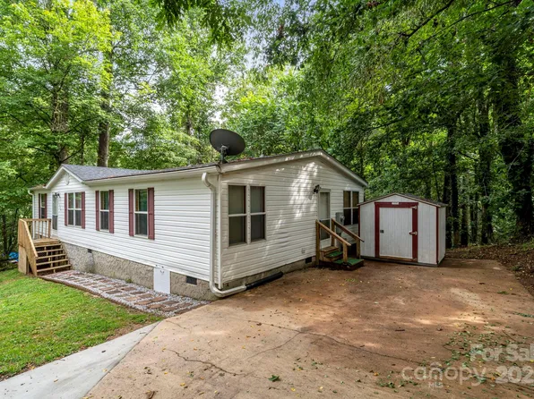 109 Mockingbird Cir, Asheville, NC 28806