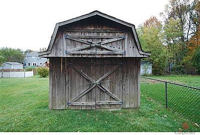 5th image of 8821 Appleby Ln