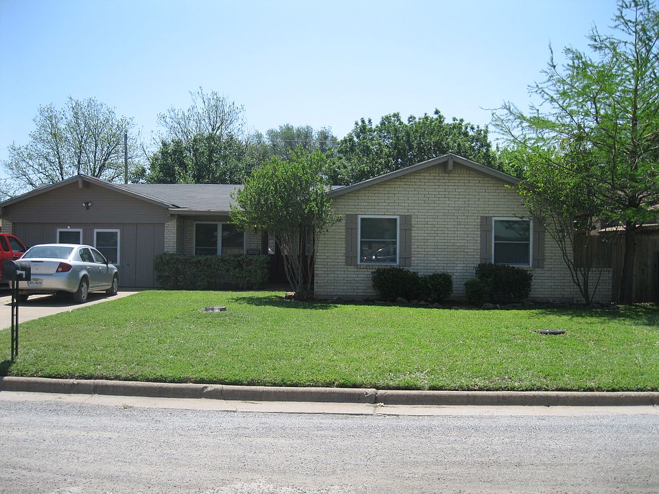 1st image of 1311 Glenwood Cir