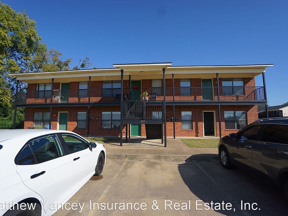 1st image of 2221 Alma Blvd APT 3