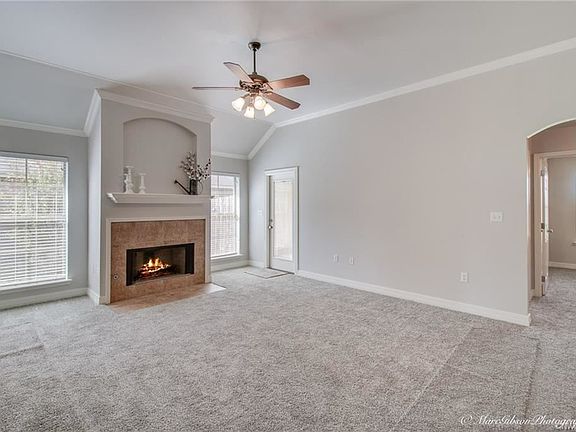 3rd image of 3237 Grand Lake Dr