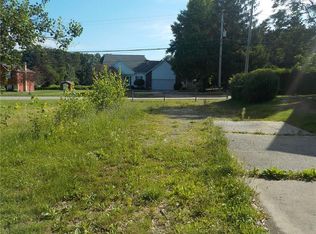 Clark Rd, Erie, PA 16510