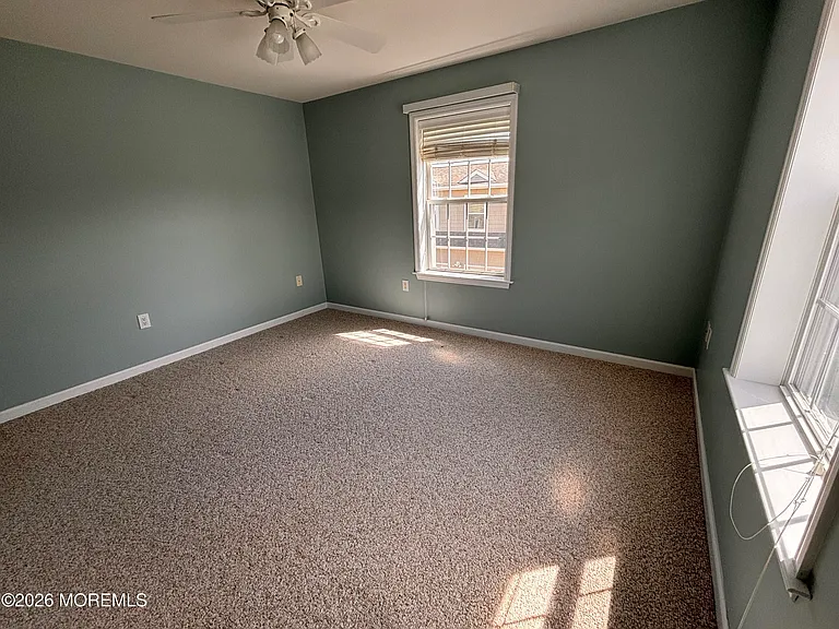 513 Evergreen Ave — Photo 36