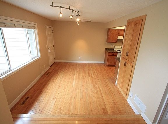 3rd image of 9720 Mill Creek Dr