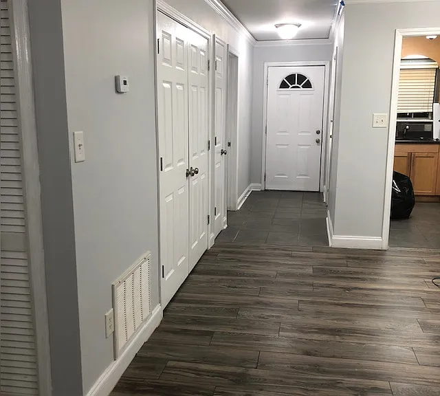 1055 Baxter St — Photo 11