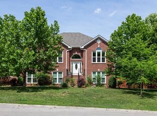 100 Wiggins Ct, Nolensville, TN 37135