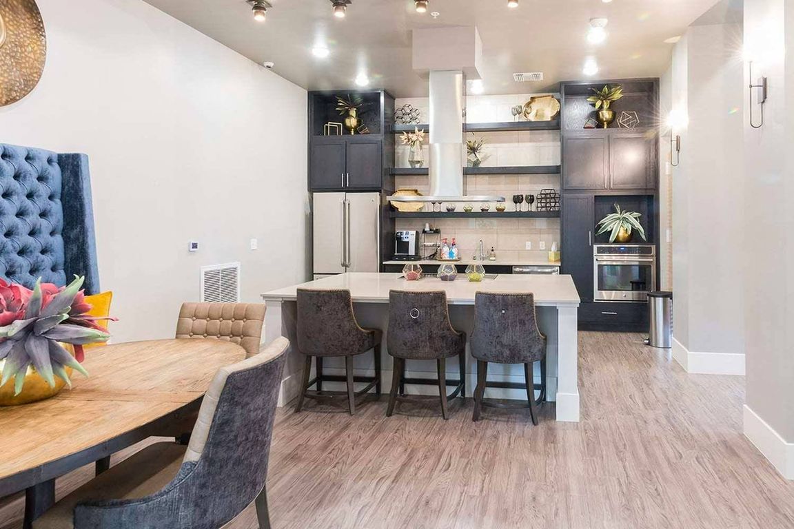 Clubhouse Kitchen | Apartments in Fairfield, CA | Verdant at Green Valley Apartments