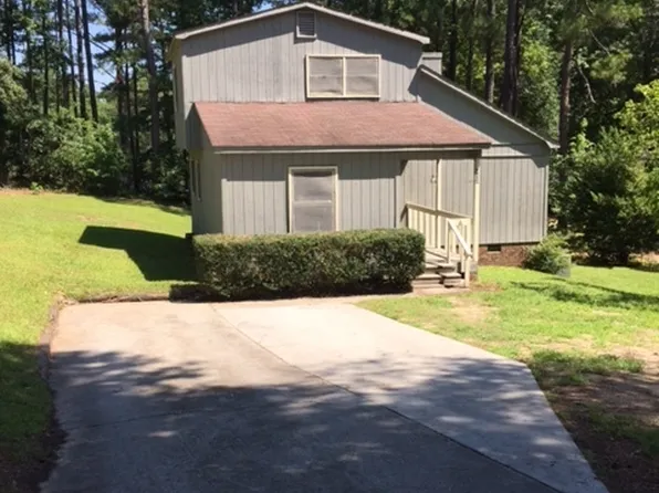 955 Montclair Ave, Rockingham, NC 28379