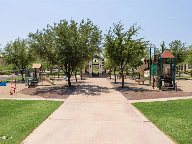 9260 E Desert Village Dr — Photo 35