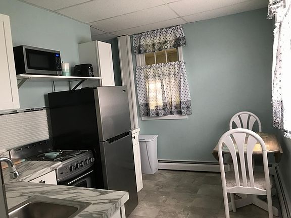 Fully updated kitchen
