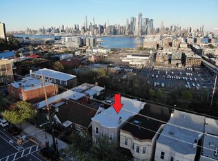714 Palisade Ave, Union City, NJ 07087