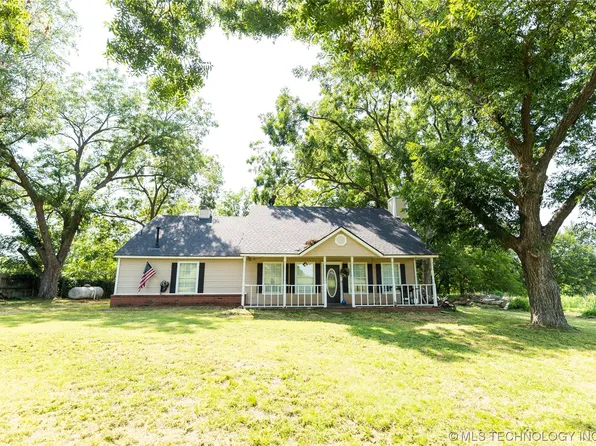 485 6th St, Blackburn, OK 74058
