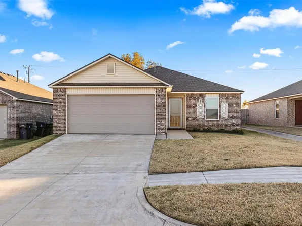 11712 NW 94th St, Yukon, OK 73099