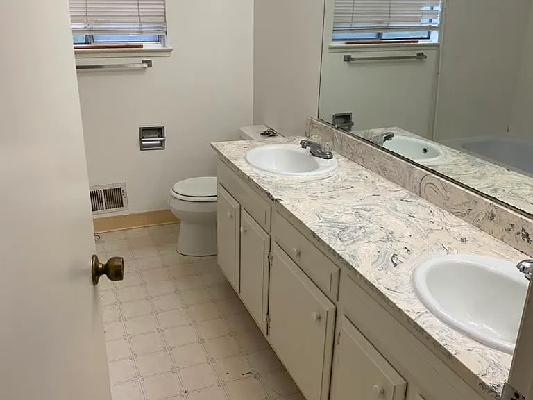 10163 Riedel Pl — Photo 7
