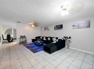 Kings Garden, Miami Gardens, FL 33055