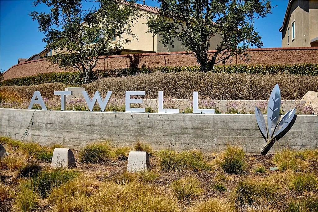 2 bed, 2.5 bath, 1400 sqft, $2,650 — Photo 3