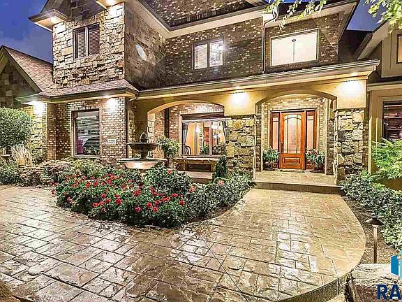 4th image of 2208 W Cherrywood Cir #W