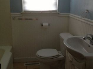 314 3rd St W, Menomonie, WI 54751