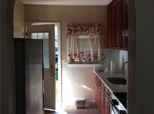 25313 86th Ave, Bellerose, NY 11426