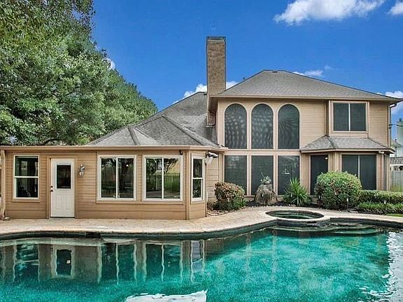 2nd image of 8423 Rockford Hall Dr