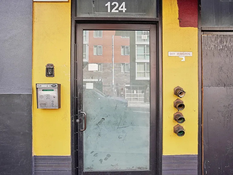 124 Mason Street — Photo 12
