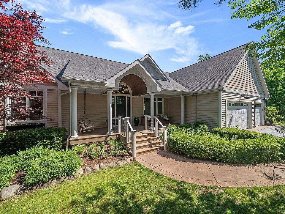 1st image of 306 W Harbour Ridge Ct