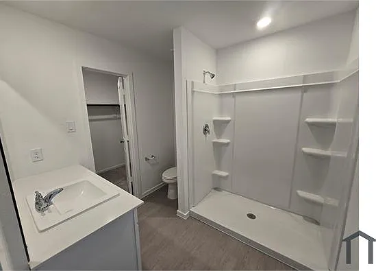 12039 Rockview Dr — Photo 15