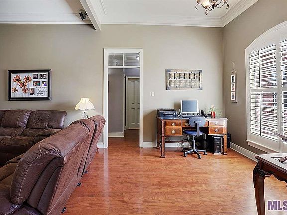 4th image of 13191 Oak Knoll Dr