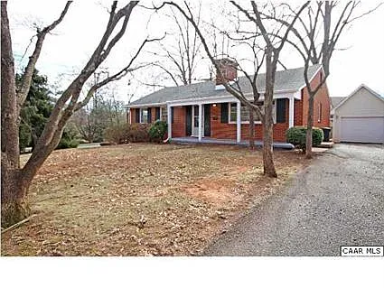 1424 Westwood Rd photo 1