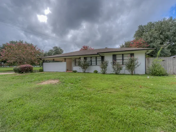 973 Captain Shreve Dr, Shreveport, LA 71105